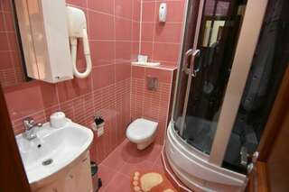 Гостевой дом Манополис Геленджик Двухместный номер с 1 кроватью и балконом-13